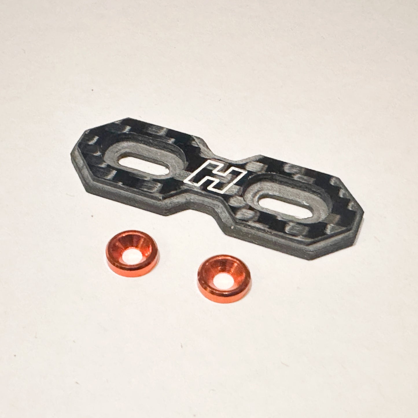 HYPER SPEED LAB: Carbon 1/10 Universal Wing Button (CSK Washers & Screws included)