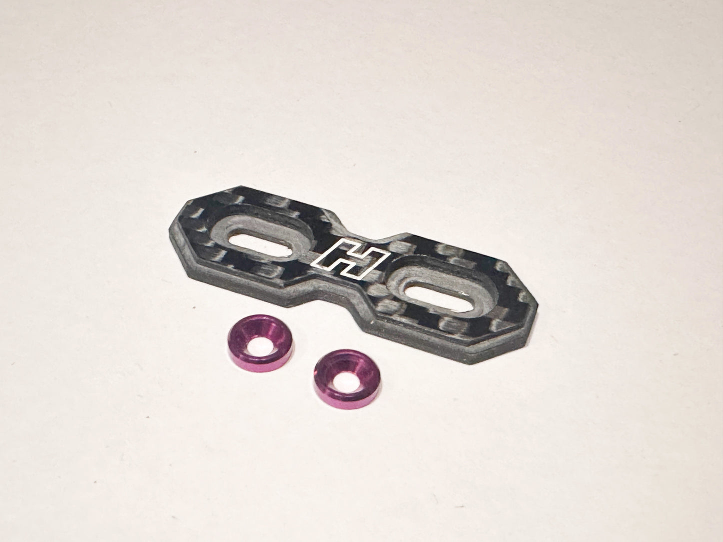 HYPER SPEED LAB: Carbon 1/10 Universal Wing Button (CSK Washers & Screws included)